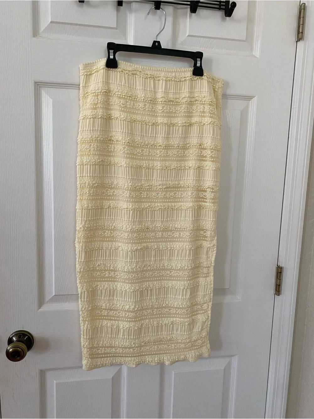 NWOT Sincerely Jules Cream Lace-Trim Pencil Skirt - Size L